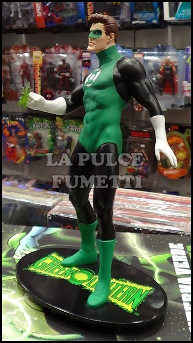 DC CHRONICLES - GREEN LANTERN STATUE